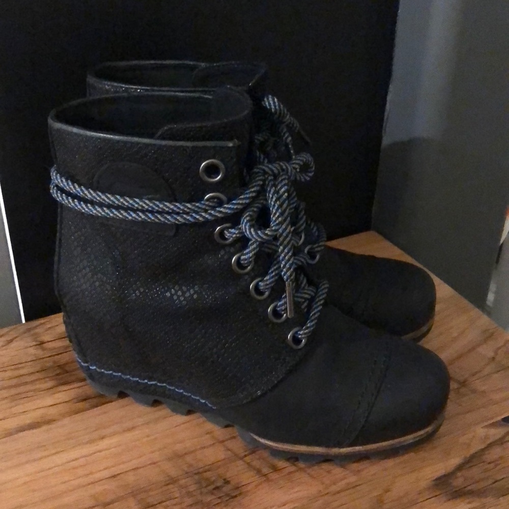 Sorel Wedges